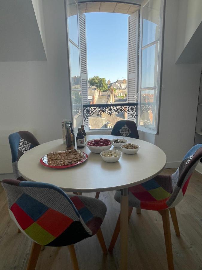 Spacieux Appartement A Blois Avec Wifi Gratuit エクステリア 写真